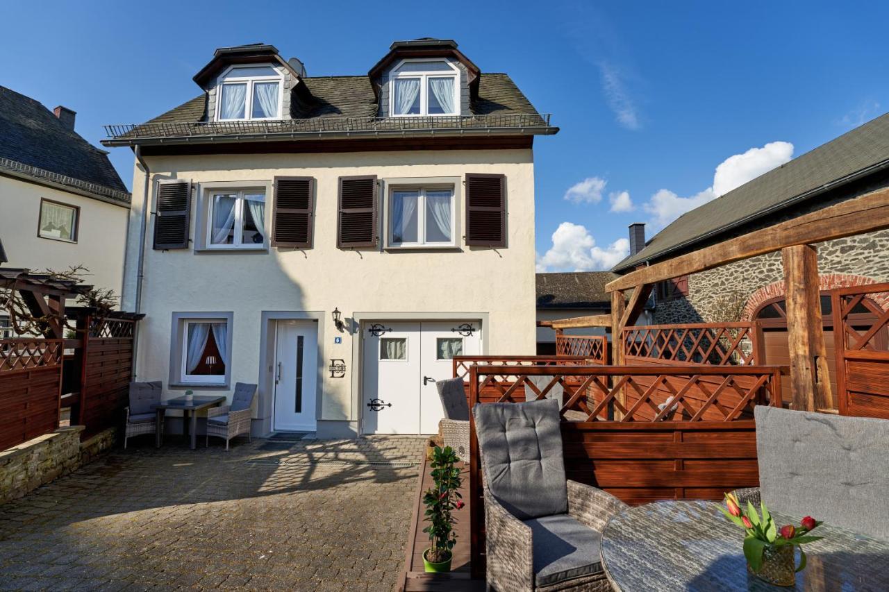 Ferienwohnungen Eifelstuben Mit Charme - Am See, Nahe Burg Ulmen ภายนอก รูปภาพ