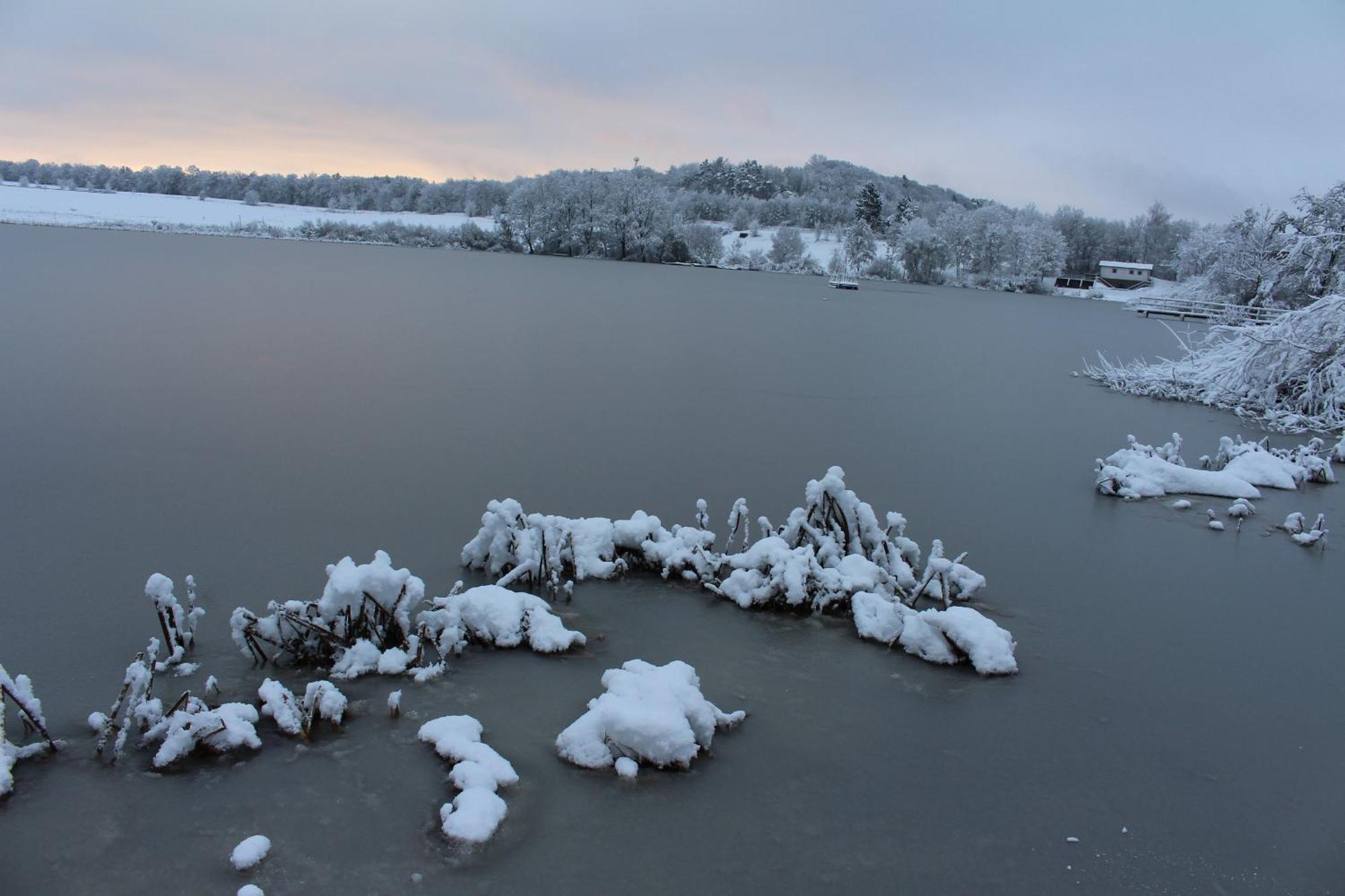 Ferienwohnungen Eifelstuben Mit Charme - Am See, Nahe Burg Ulmen ภายนอก รูปภาพ